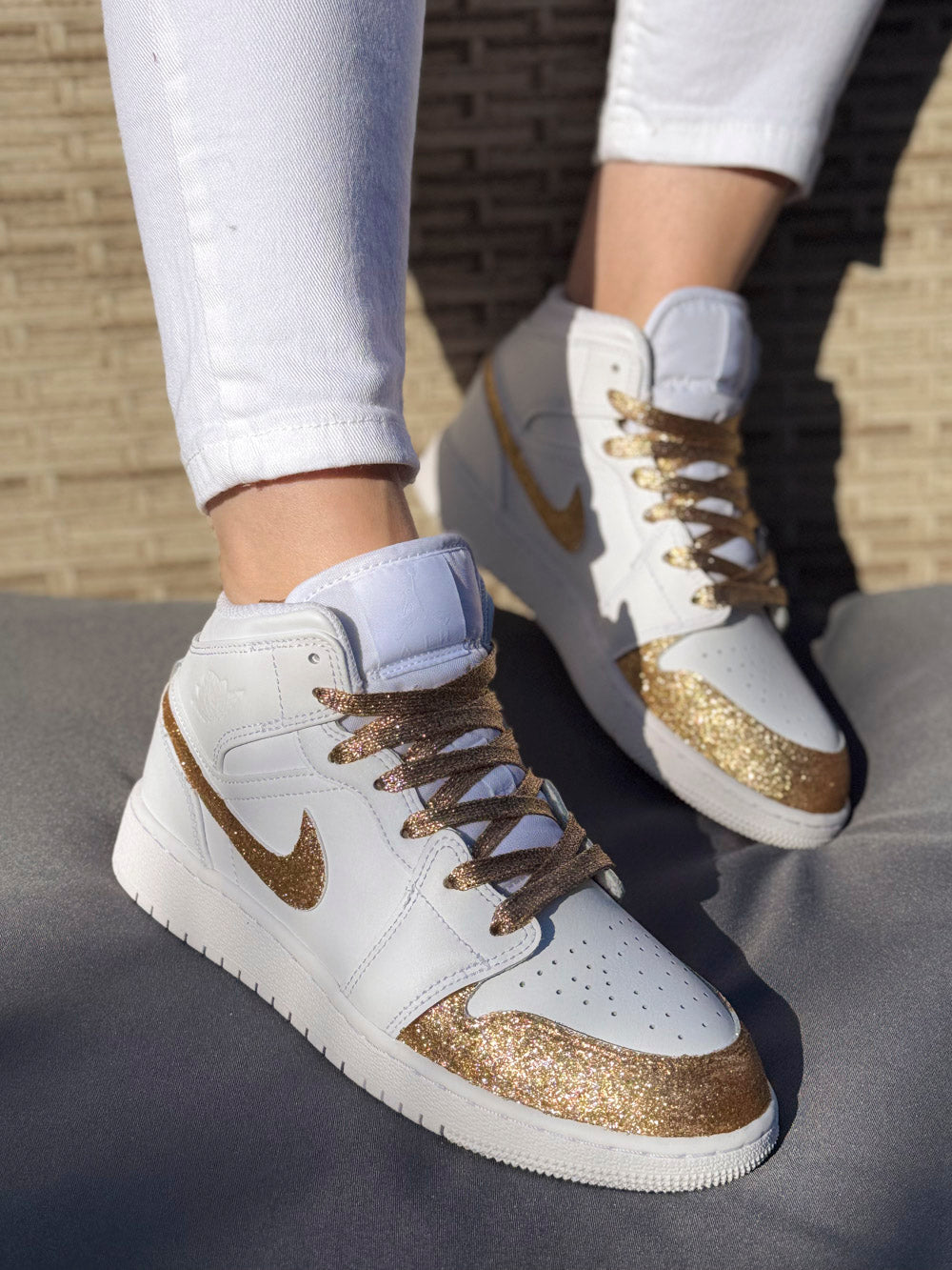 Air Jordan Mid Glitter Gold