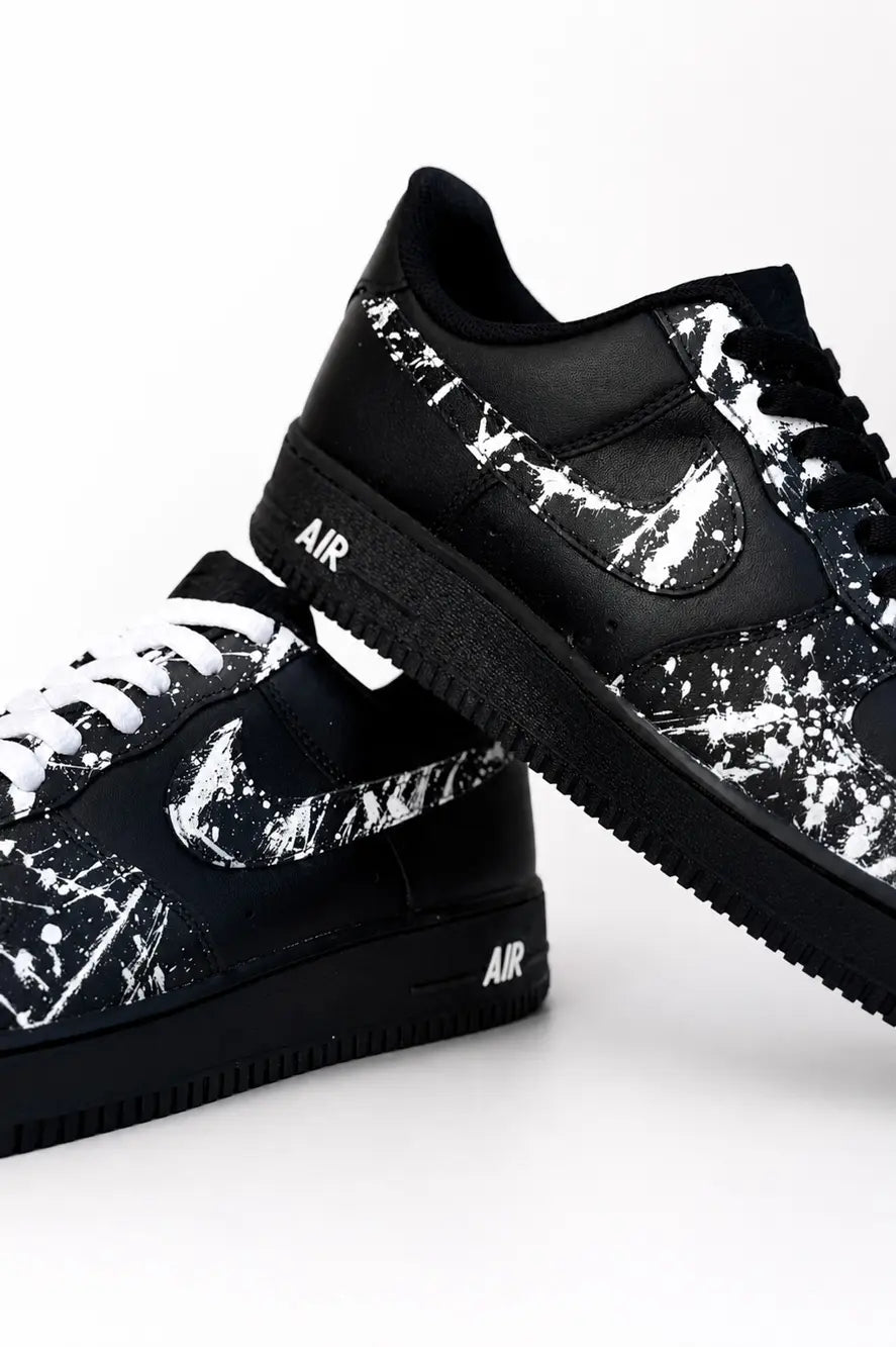 AF1 custom noir et blanc style moderne mixte