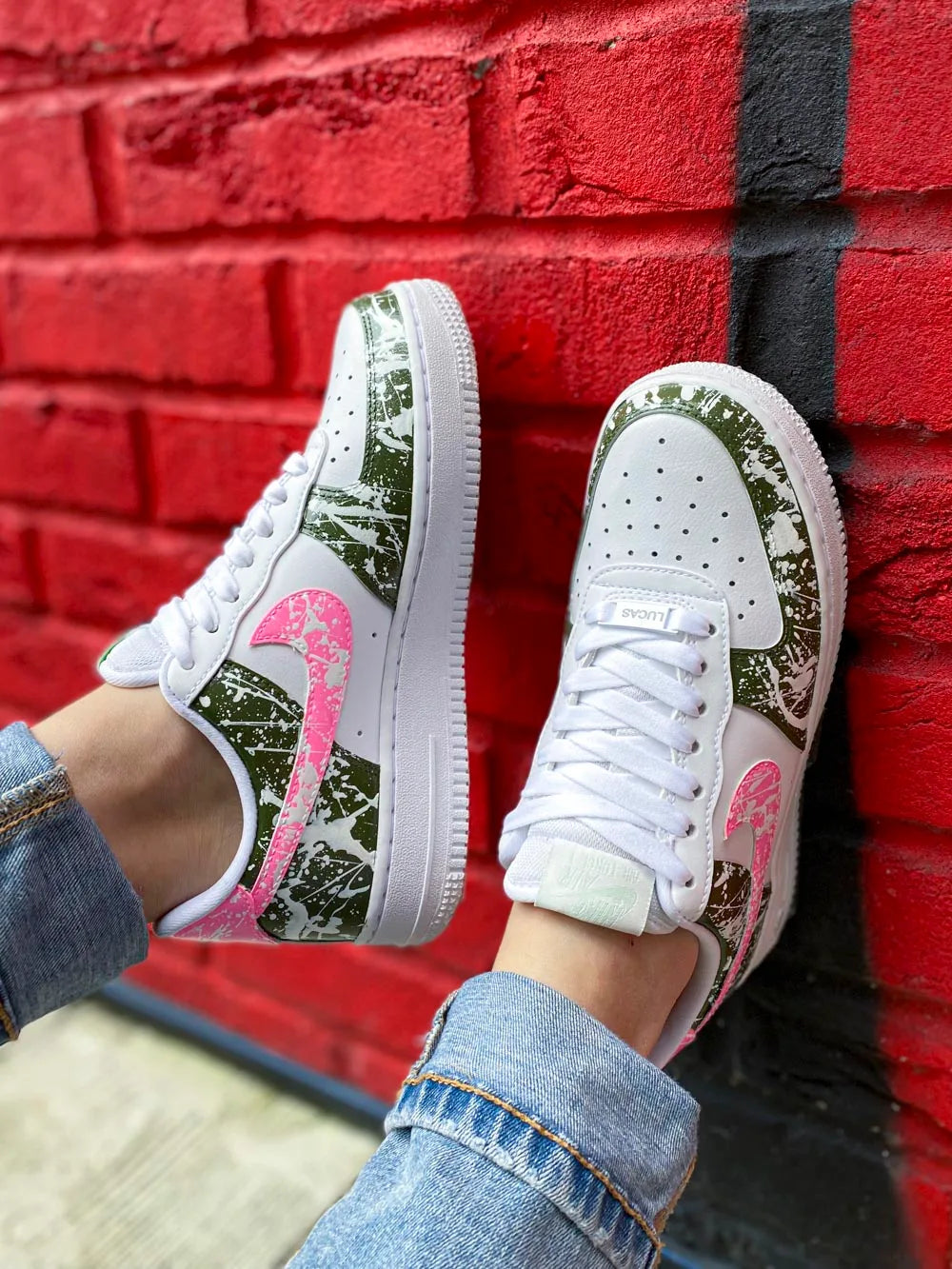 Sneaker Nike Air Force 1 kaki rose artisanale réalisée en France