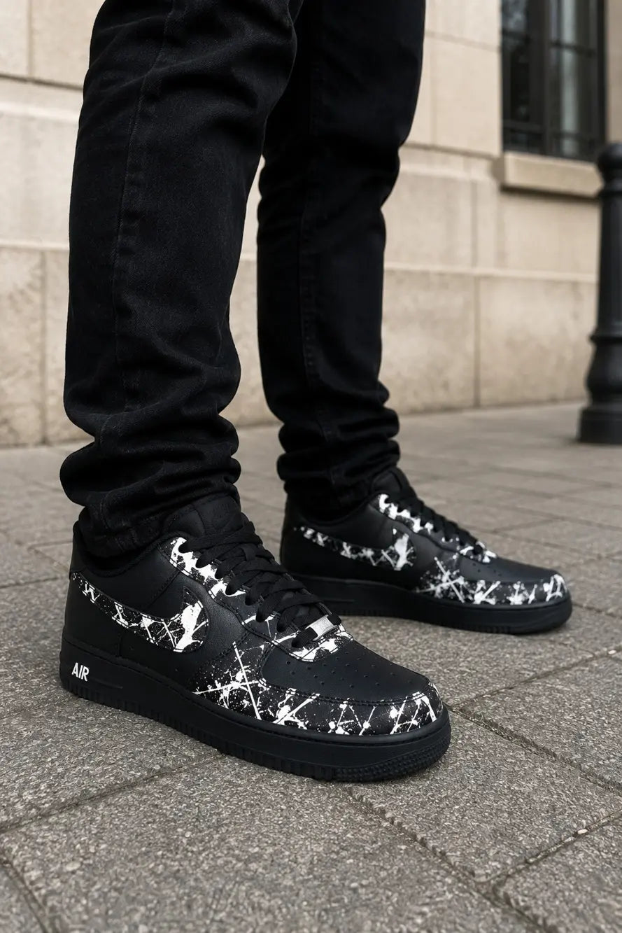 Basket Air Force 1 custom mixte noir et blanc