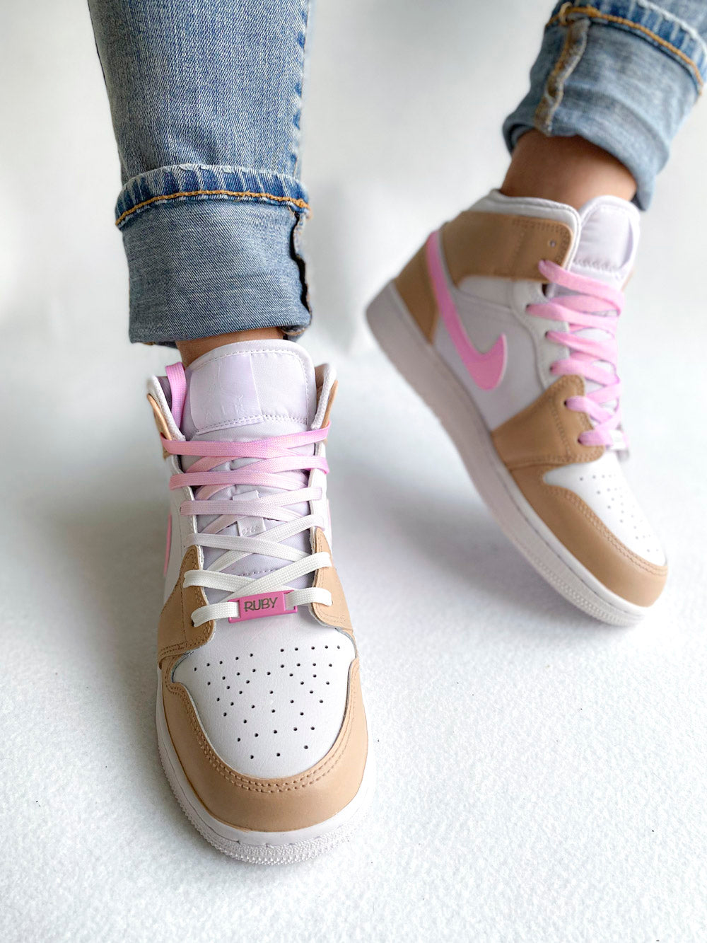 Basket Jordan Montante Beige et Rose