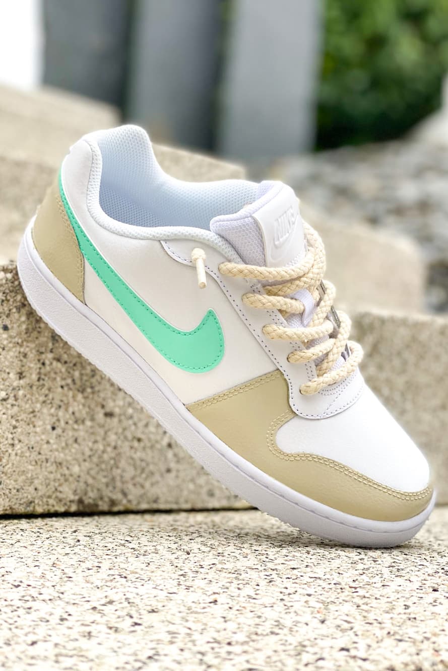 Baskets Nike Beige et Turquoise