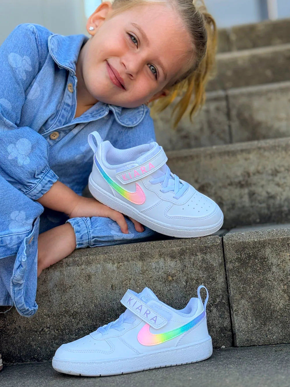 Sneakers Nike enfant pastel personnalisées à la main