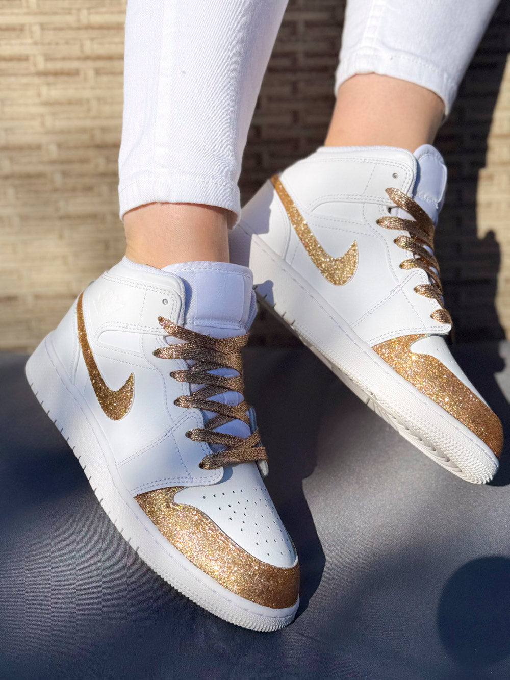 Sneakers paillettes or chic personnalisées femme