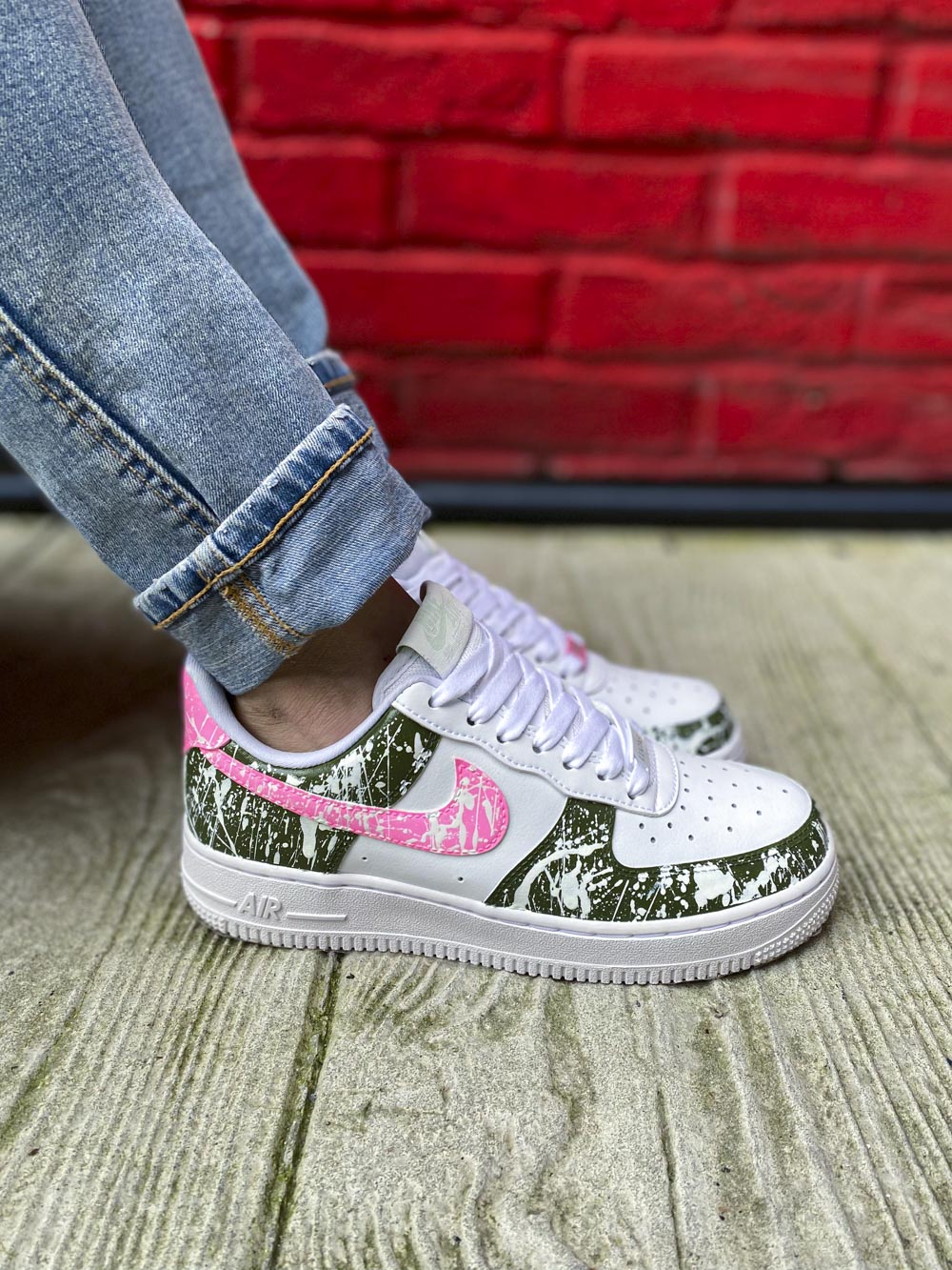 Baskets Nike Air Force 1 Rose et kaki