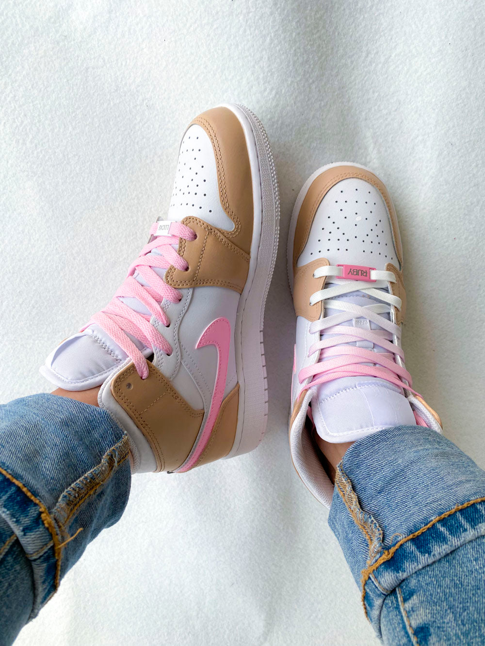 Air Jordan Mid  Beige et Rose