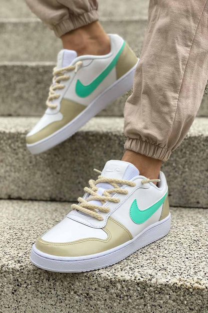 Basket Nike Beige et Turquoise