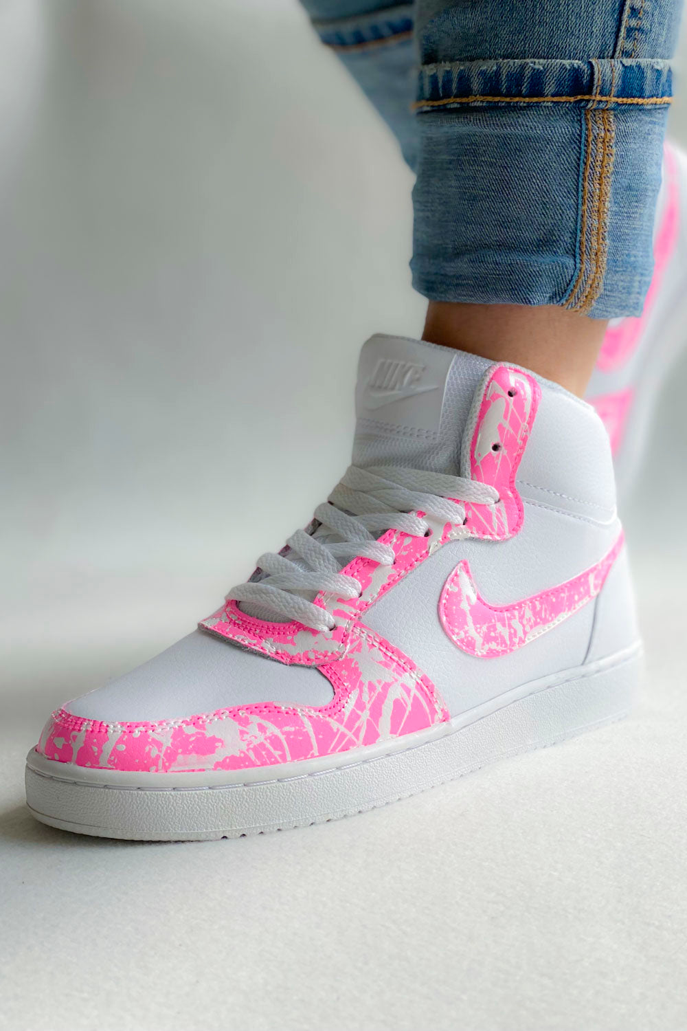 Baskets Montantes Nike Rose Bonbon COLORSNEAK