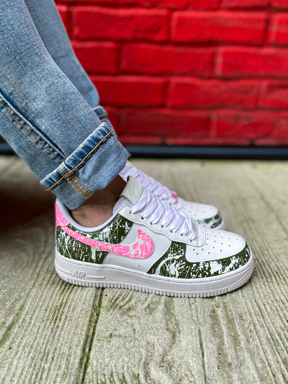 Nike Air Force 1 Rose et kaki - COLORSNEAK