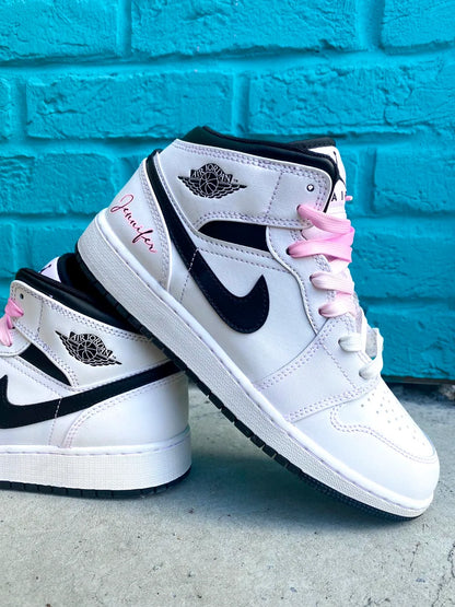 Personnalisation possible sur Air Jordan Mid rose