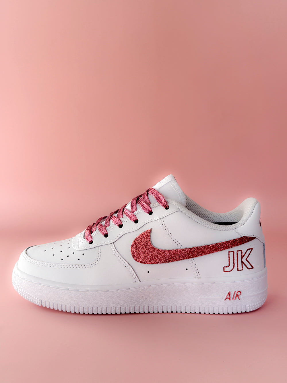 Basket AF1 personnalisée avec paillettes glitter rose