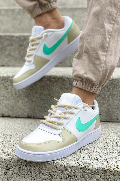 Baskets Nike Beige et Turquoise
