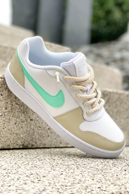 Basket Nike Beige et Turquoise