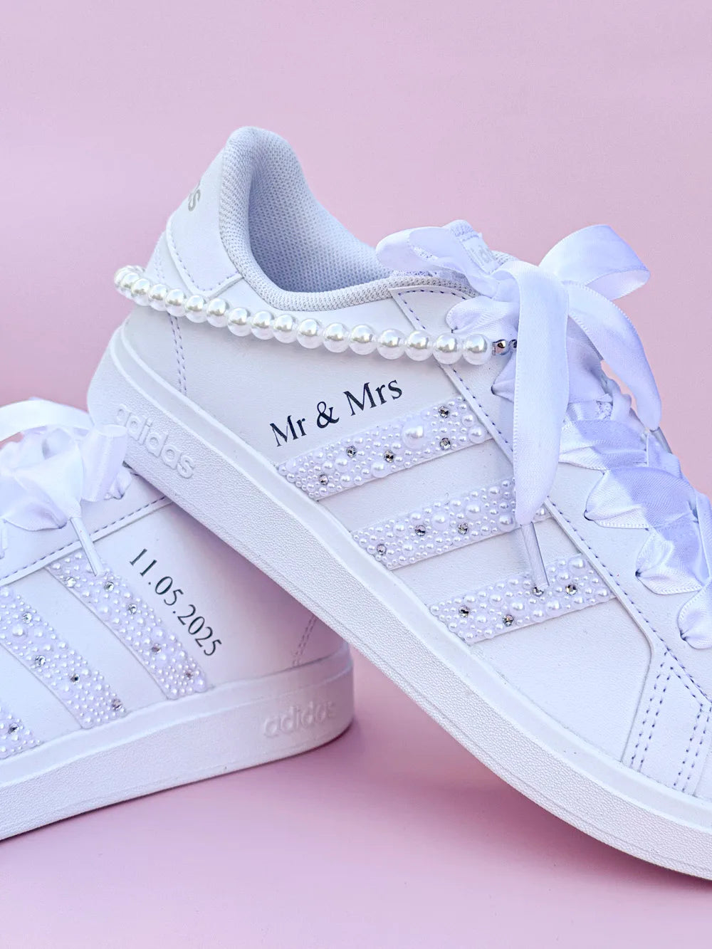 Baskets personnalisées chic blanches avec perles femme