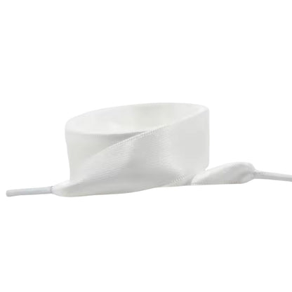 Lacets en soie pour baskets au style chic et raffiné