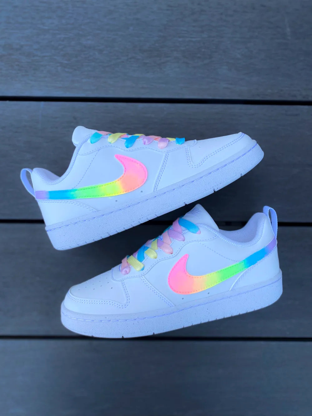 Nike Borough pastel custom peint à la main