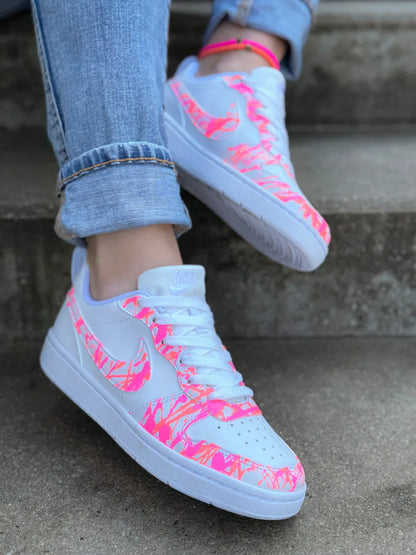 Nike rose et corail livrée avec boîte et lacets d’origine