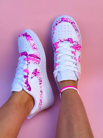 Sneakers Nike rose et fuchsia artisanales